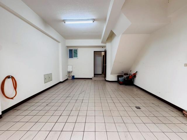 台南北區透天-12